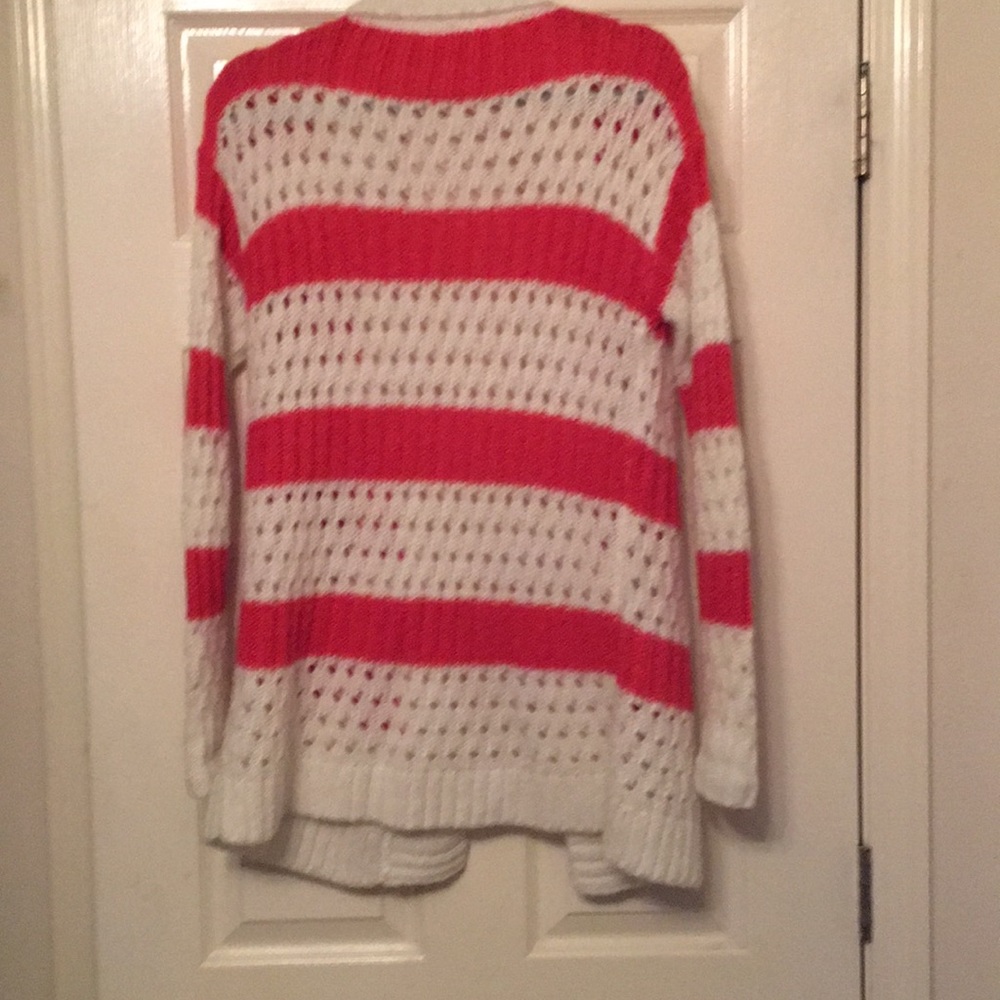 Sweater - Picture 5 of 6